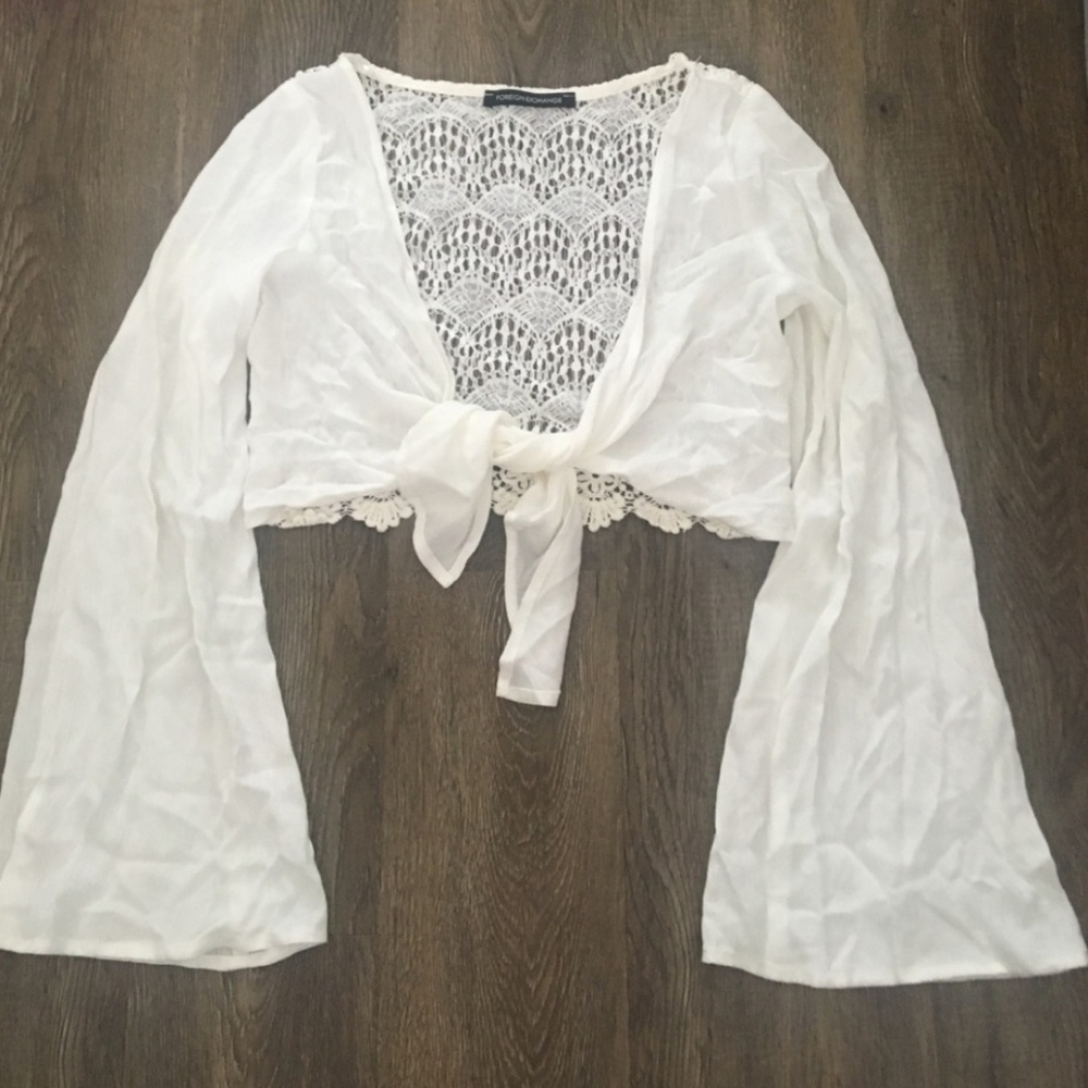 Tie front Lace crop top